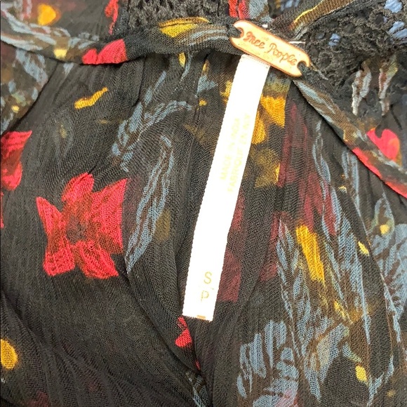 Free People Bell Sleeve Floral Crochet Lace Blouse - Picture 3 of 4